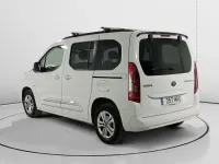 Usado Toyota Proace City Active 131 CV (96 kW) 2024 Blanco Monovolumen