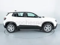 Usado Jeep Avenger Altitude 101 HP (74 kW) 2024 Branco SUV