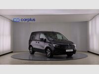 Usado Mercedes T180 116 CV (85 kW) 2024 Negro Monovolumen