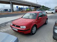 Usado VW Golf IV Conceptline 105 CV (77 kW) 2003 Rojo Berlina