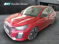 Usado Peugeot 208 Allure 100 CV (73 kW) 2024 Rojo Utilitario