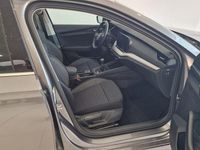 Usado Skoda Octavia Selection 110 CV (80 kW) 2024 Gris / plateado Familiar