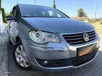 Usado VW Touran Highline 170 CV (125 kW) 2009 Azul Monovolumen