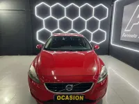 Usado Volvo V40 Kinetic 120 CV (88 kW) 2016 Rojo Utilitario