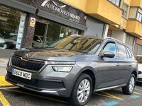 Usado Skoda Kamiq Ambition 110 CV (80 kW) 2023 Gris / plata SUV