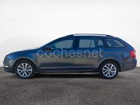 Usado Skoda Octavia Ambition 110 CV (80 kW) 2017 Verde Familiar