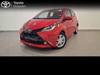 Usado Toyota Aygo X-play 69 CV (50 kW) 2018 Rojo Utilitario