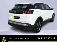 Usado Peugeot 3008 Active 130 CV (95 kW) 2023 Blanco SUV