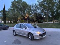 Usado Peugeot 307 90 CV (66 kW) 2006 Gris / plata Berlina