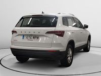 Usado Skoda Karoq Ambition 116 CV (85 kW) 2024 Blanco SUV
