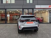 Usado Toyota Yaris Cross Active 116 CV (85 kW) 2024 Gris / plata SUV