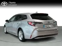 Usado Toyota Corolla Active 122 CV (89 kW) 2022 Gris / plata Familiar