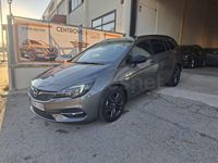 Usado Opel Astra Business Elegance 145 CV (106 kW) 2021 Gris / plata Familiar