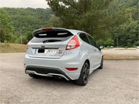 Usado Ford Fiesta ST 200 CV (147 kW) 2016 Gris / plata Berlina