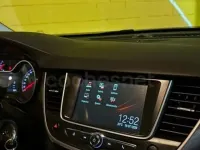 Usado Opel Crossland Design Edition 102 CV (75 kW) 2019 Plateado SUV