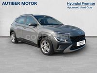 Usado Hyundai Kona 120 CV (88 kW) 2021 Gris / plata SUV