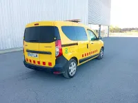 Usado Dacia Dokker Essentiel 107 HP (78 kW) 2020 Amarelo Monovolume