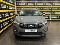 Usado Dacia Jogger Extreme 140 HP (102 kW) 2024 Verde Monovolume