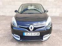 Usado Renault Scénic III Dynamique 110 CV (80 kW) 2013 Negro Monovolumen