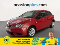 Usado Seat Ibiza Reference 75 CV (55 kW) 2015 Rojo Utilitario
