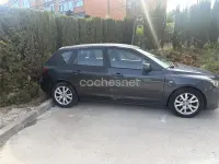 Usado Mazda 3 Sportive 109 CV (80 kW) 2008 Negro Berlina