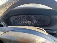 Usado Citroën C5 138 CV (101 kW) 2004 Azul Berlina