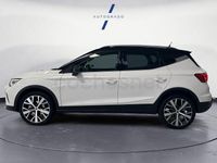Usado Seat Arona Xperience 110 CV (80 kW) 2023 Blanco SUV