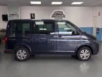 Usado VW Caravelle Trendline 150 CV (110 kW) 2020 Azul Van