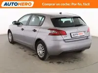 Usado Peugeot 308 Access 100 CV (73 kW) 2018 Gris Berlina