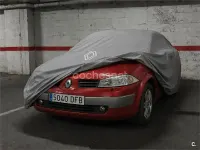 Usado Renault Mégane Cabriolet Dynamique 115 CV (84 kW) 2004 Rojo Descapotable