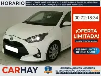 Usado Toyota Yaris Hybrid Active 116 CV (85 kW) 2022 Blanco Berlina