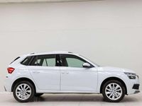 Usado Skoda Kamiq Ambition 110 CV (80 kW) 2021 Blanco SUV
