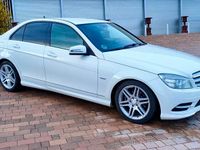 Usado Mercedes 200 Avantgarde 136 CV (100 kW) 2010 Blanco Berlina