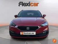 Usado Seat Leon FR 130 CV (95 kW) 2023 Rojo Familiar