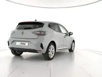 Usado Renault Clio V Evolution 100 CV (73 kW) 2025 Gris Berlina