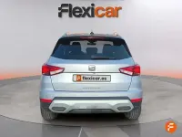 Usado Seat Arona Xperience 110 CV (80 kW) 2022 Gris SUV