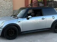 Usado Mini John Cooper Works 210 CV (154 kW) 2005 Gris / plata Utilitario