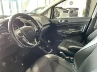 Usado Ford Ecosport Trend 111 CV (81 kW) 2015 Blanco SUV