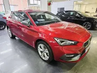 Usado Seat Leon FR 204 CV (150 kW) 2024 Rojo Utilitario