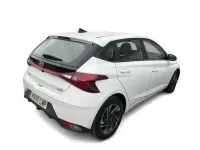 Usado Hyundai i20 100 CV (73 kW) 2021 Blanco Utilitario