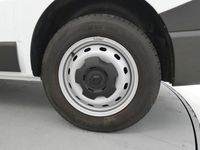 Usado Renault Trafic 130 CV (95 kW) 2024 Blanco Monovolumen