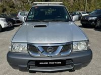 Usado Nissan Terrano 154 HP (113 kW) 2006 Cinzento SUV