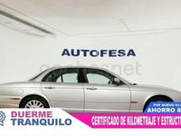 Usado Jaguar XJ8 298 CV (219 kW) 2003 Gris / plata Berlina