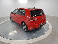 Używany VW Golf VII GTE 204 KM (150 kW) 2017 Czerwony Sedan/Limuzyna