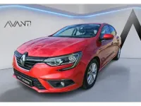 Usado Renault Mégane 130 CV (95 kW) 2018 Rojo Berlina