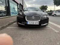Usado Jaguar XF Luxury 190 CV (139 kW) 2014 Granate Berlina