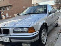 Usado BMW 318 116 CV (85 kW) 1997 Gris / plata Berlina