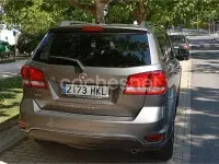 Usado Fiat Freemont Lounge 170 CV (125 kW) 2012 Gris / plata SUV