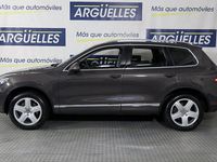Usado VW Touareg 245 CV (180 kW) 2011 Gris / plata SUV