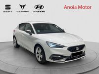 Usado Seat Leon FR 116 CV (85 kW) 2025 Blanco Berlina